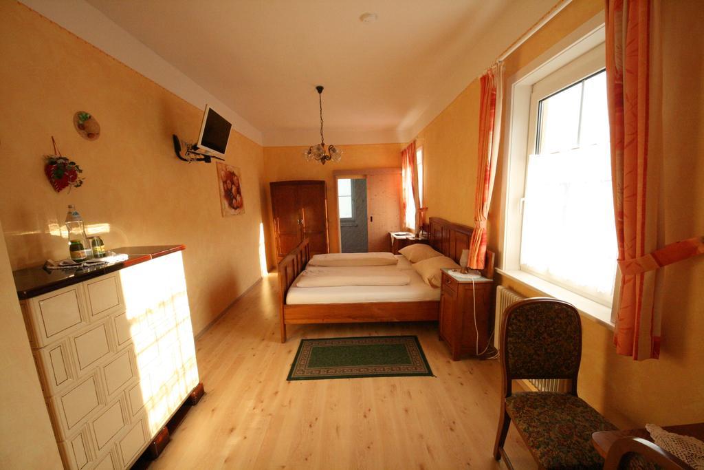 Gasthof Zum Kramer Gurk Room photo
